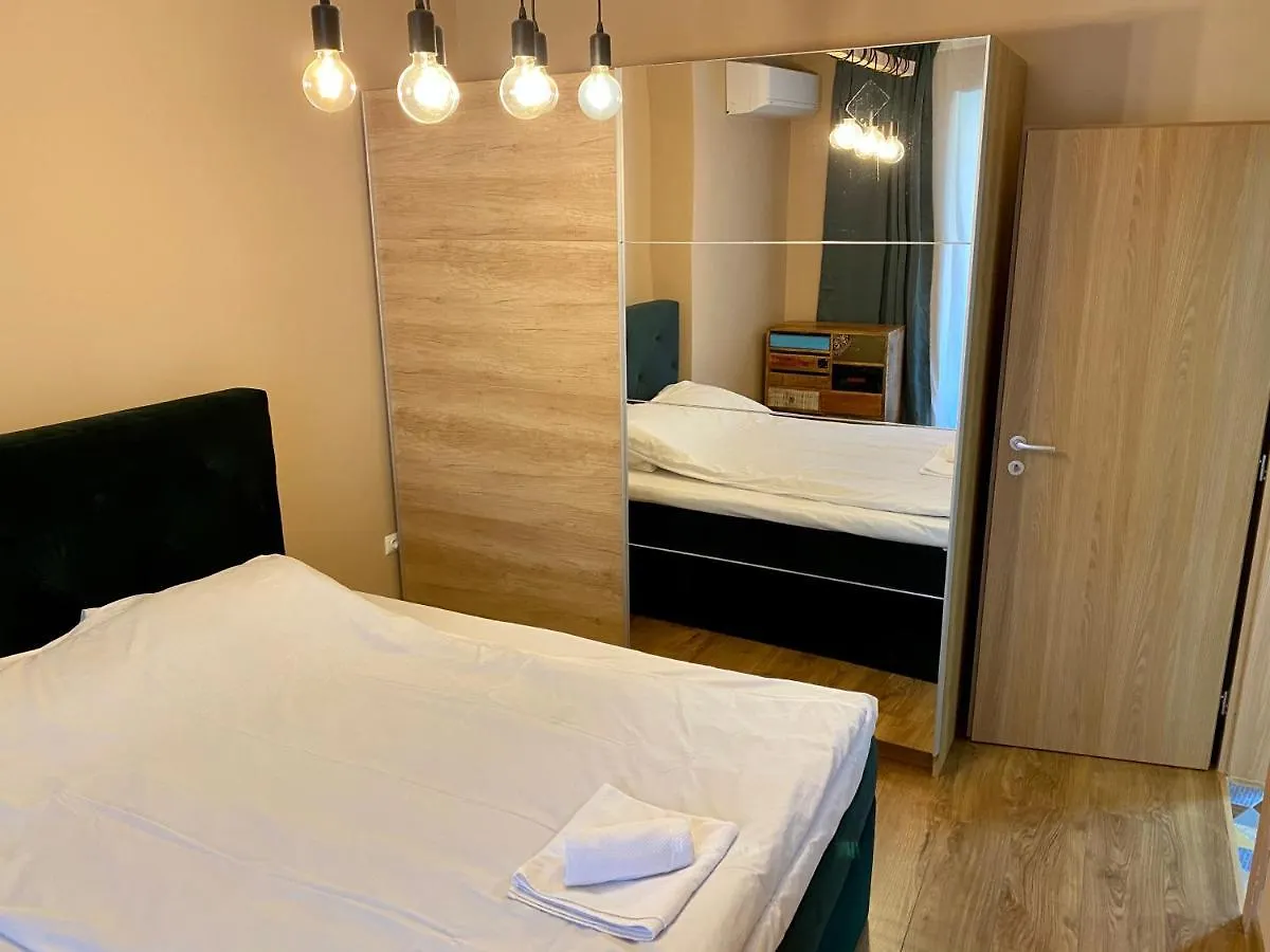 Boutique Magenta Gold Apartment 소피아